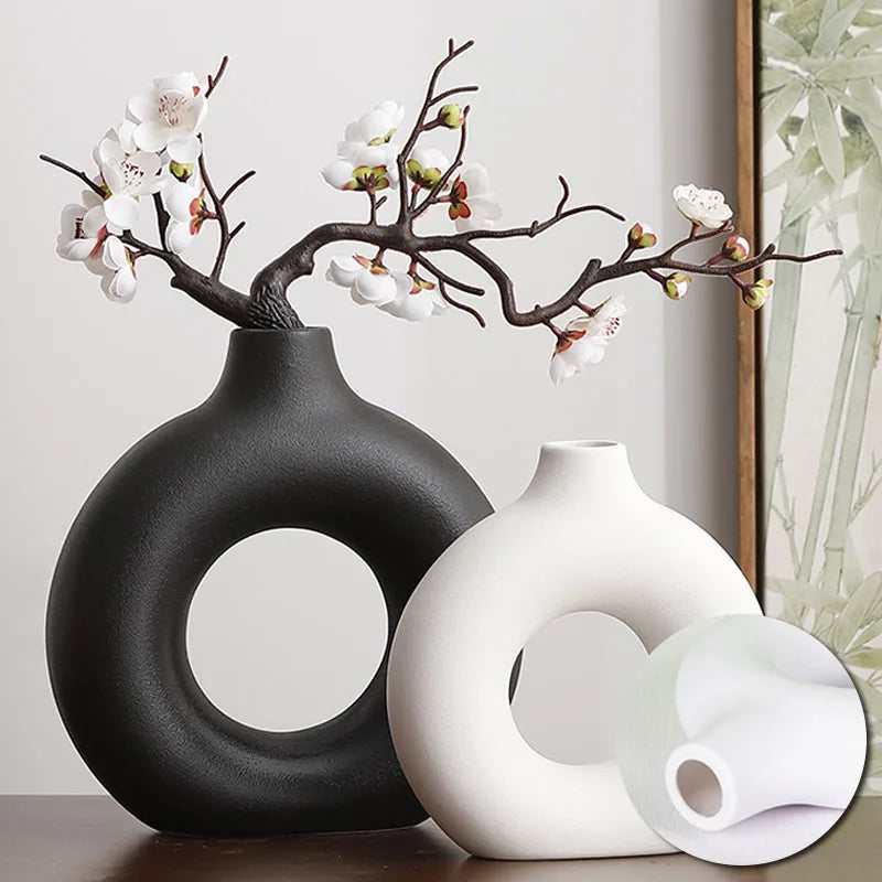 Minimalist Donut Vase